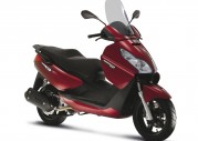 Piaggio X7 300